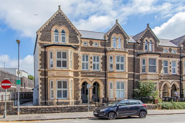 2 bed flat, Howard Gardens, Adamstown, Cardiff, CF240EF - Image 11